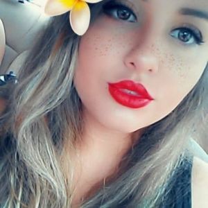 Meet your Posher, Kasey